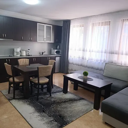 гранд манастира 4а30 весела ваканция * بامبوروفو