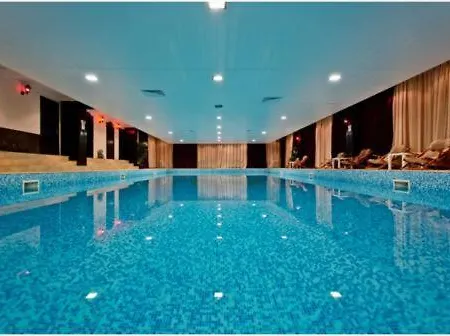 гранд манастира 4а30 весела ваканция بامبوروفو